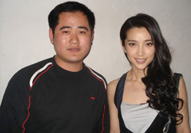 广州杏宇与明星合影